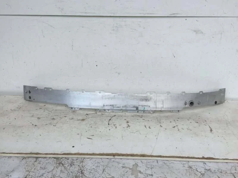 Усилитель бампера Mercedes-Benz C-klasse 2014-2018 A2056202034 W205, передний