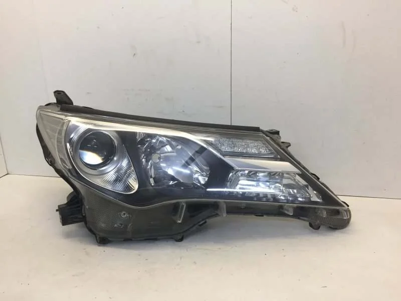 Фара Toyota Rav4 2012-2015 8114542570 CA40, передняя правая