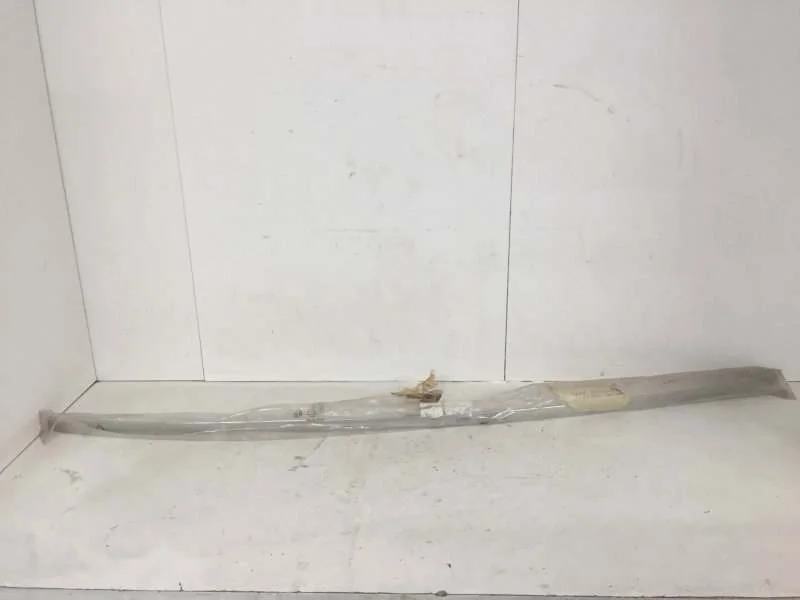 Молдинг двери Skoda Superb 2008-2015 3T08535162ZZ 2, передний правый