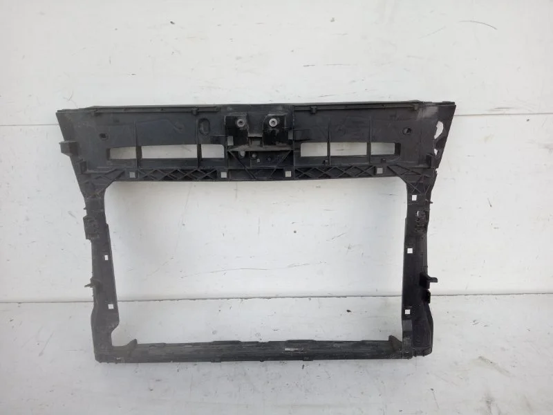 Панель передняя Skoda Karoq 2017-2023 57A805588F 1, передний