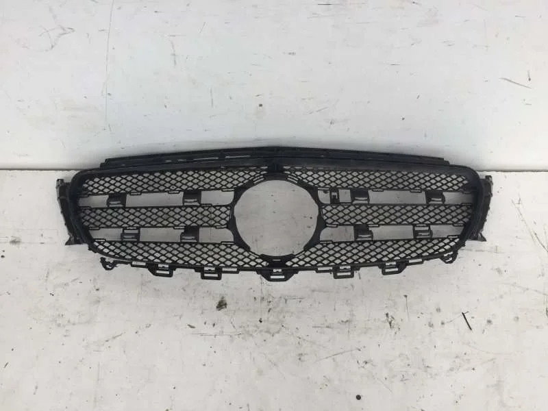 Решётка радиатора Mercedes-Benz E-klasse 2016-2021 A2138880123 W213, передняя