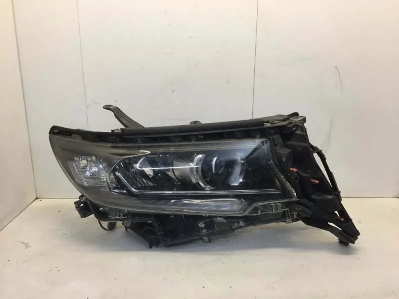 Фара Toyota Land Cruiser Prado 2017-2023 8114560N20 150, передняя правая