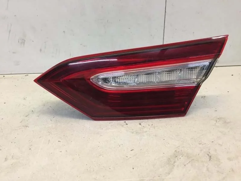 Фонарь Toyota Camry 2017-2021 8158133320 XV70, задний правый