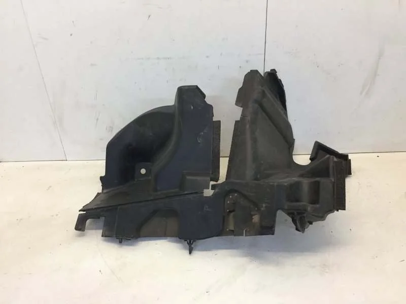 Дифлектор радиатора охлаждения Toyota Land Cruiser Prado 2017-2013 5329460190 150, передний левый