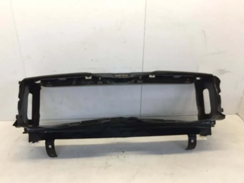 Воздуховод радиатора BMW 3 series 2011-2020 51747255413 F30/F31, передний