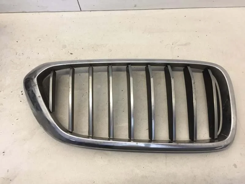 Решётка радиатора BMW 6 series 2017-2023 51137412422 G32/G33, передняя правая
