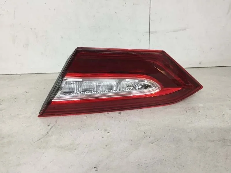 Фонарь Toyota Camry 2017-2021 8158133320 XV70, задний правый