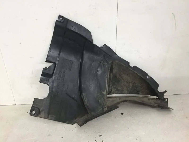 Пыльник бампера BMW X5 2018-2023 51718069308 G05, передний правый