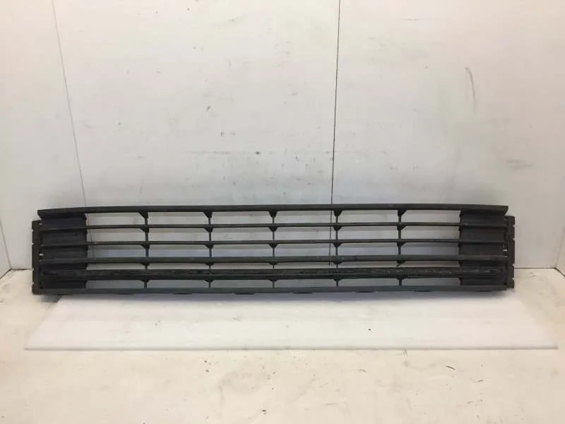 Решётка бампера Volkswagen Polo 2011-2020 6RU853677C 5, передняя