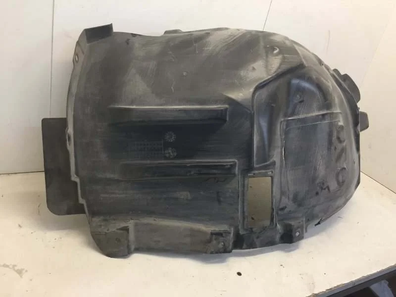 Локер (подкрылок) Mercedes-Benz E-klasse 2016-2024 A2386901503 W213, передний левый