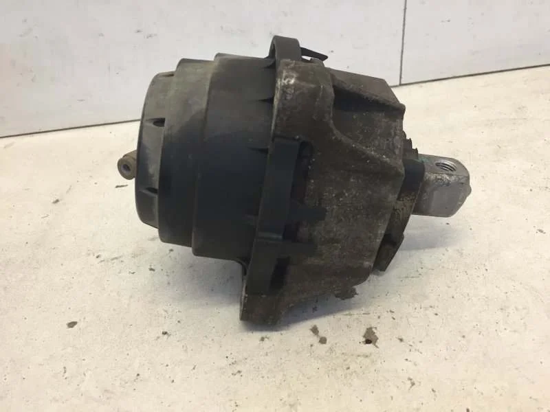 Подушка двигателя BMW X5 2018-2023 22116860482 G05, передняя правая