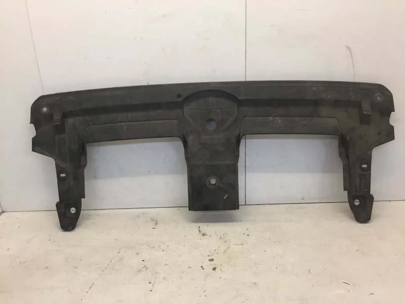 Накладка замка капота Audi Q7 2015-2022 4M0807081 2, передняя