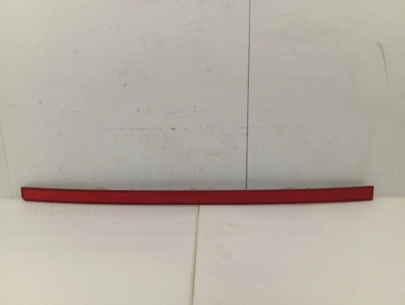 Накладка крышки багажника Hyundai Santa Fe 2020-2022 92409S1500 4, задняя