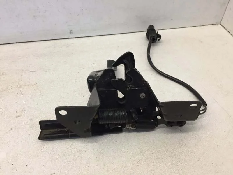 Замок капота Kia Rio 2015-2023 81130H0010 4, передний