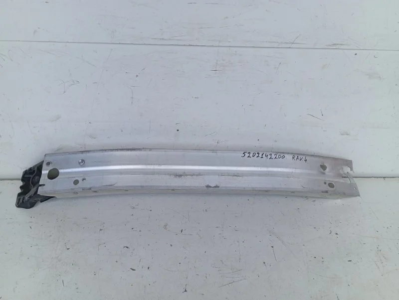 Усилитель бампера Toyota Rav4 2018-2023 5202142200 XA50, передний