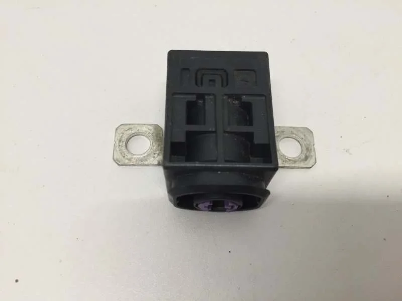 Пиропатрон Volkswagen Touareg 2002-2010 4F0915519 1, передний