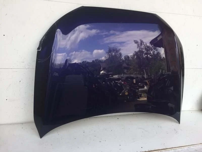 Капот Audi Q3 2014-2019 8U0823029B 8U, передний