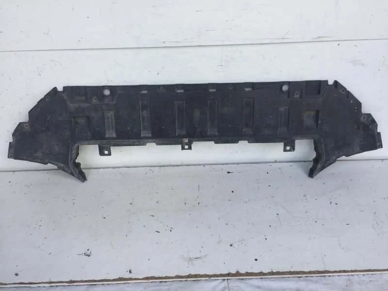 Пыльник бампера Volvo XC90 2014 - 2023 31404141 2, передний