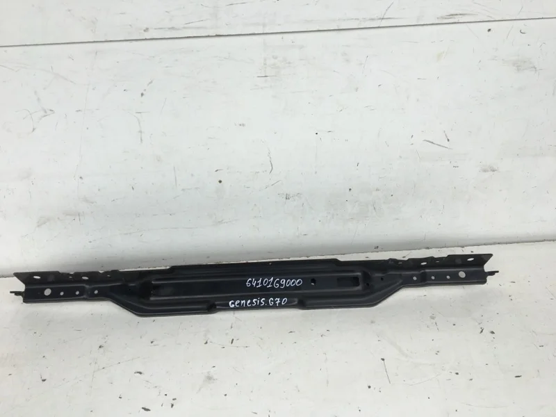 Панель передняя Genesis G70 2017-2021 64101G9000 1, передний