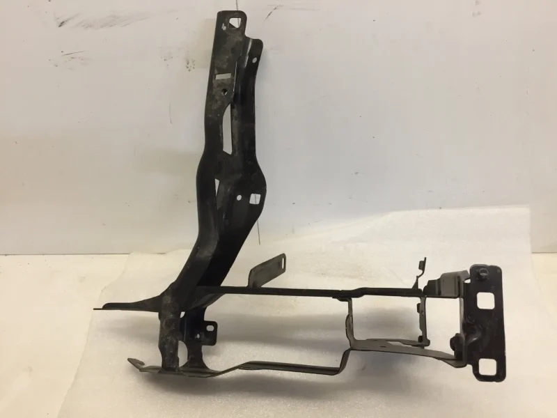 Кронштейн фары BMW X3 2017-2023 51647400113 G01