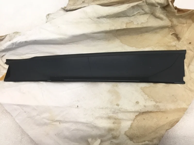 Накладка стойки двери Lexus IS 2005-2013 7576153010 2, задняя правая