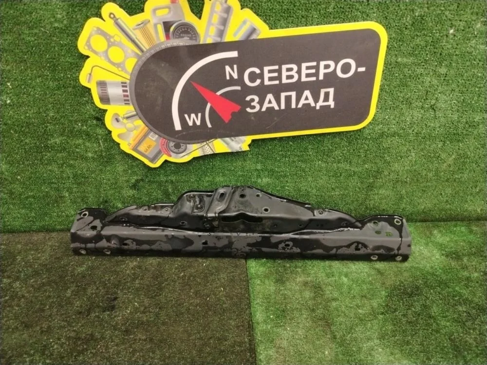 Панель передняя (телевизор) Lexus LX 2017 5320560060 VDJ201 1VDFTV