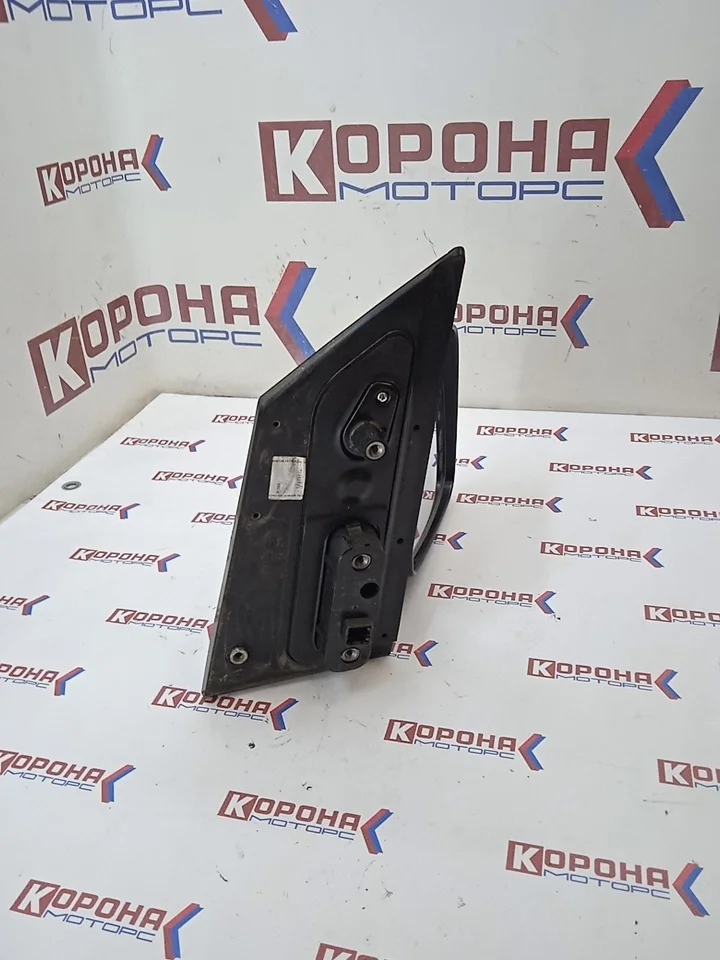 Зеркало заднего вида правое 3 контакта Б/У оригинал,царапинки