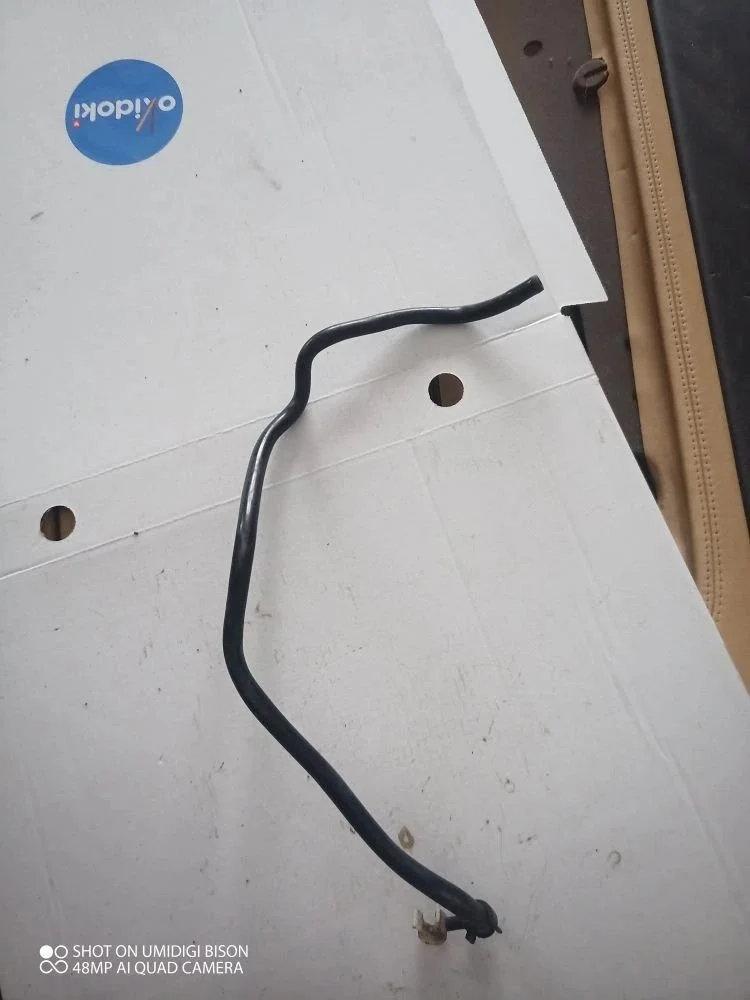 Трубка картерных газов Mercedes-Benz C-класс W204/S204 (2006—2011)