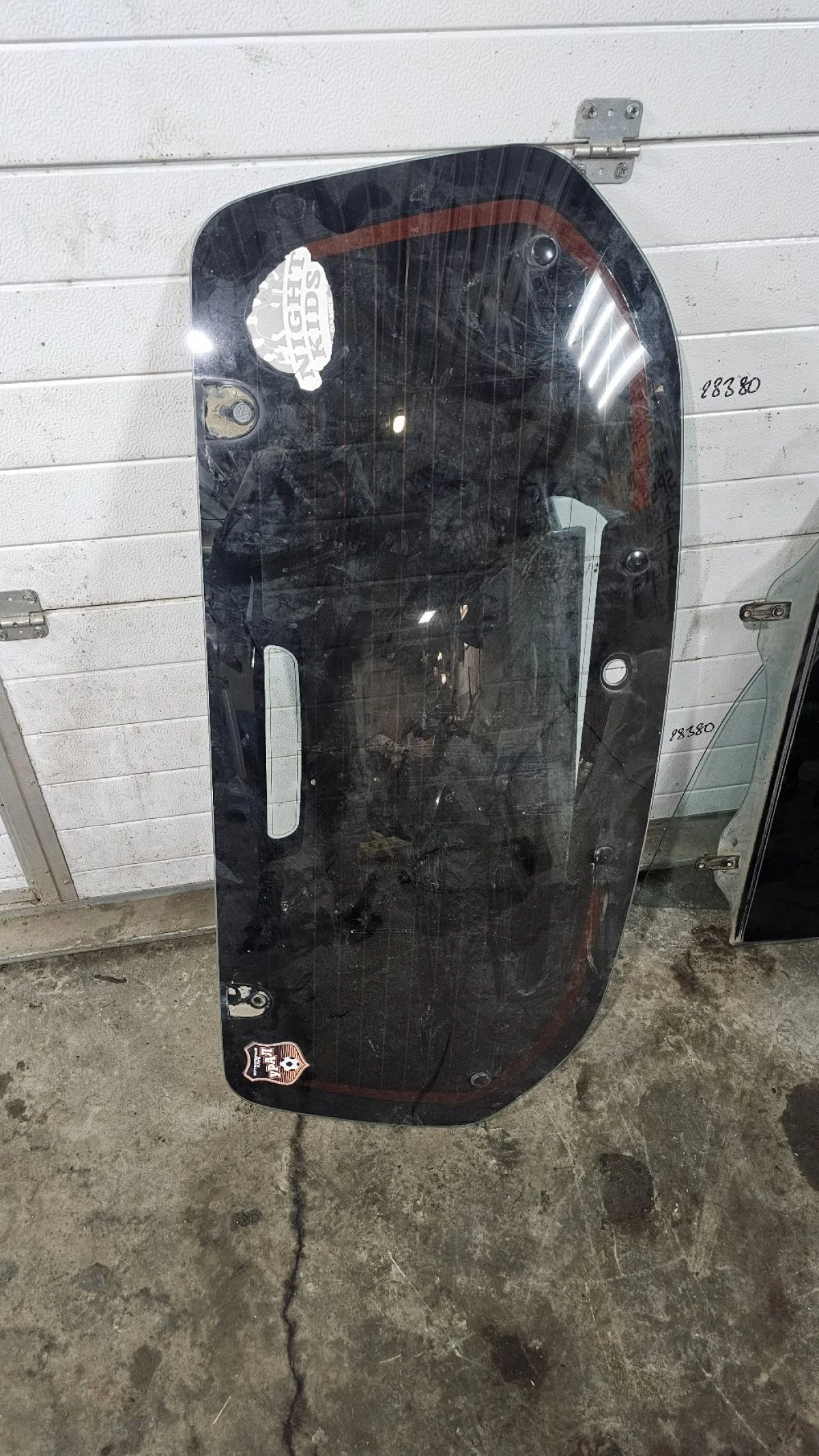 Стекло заднее Hyundai Tucson I (2004—2015)