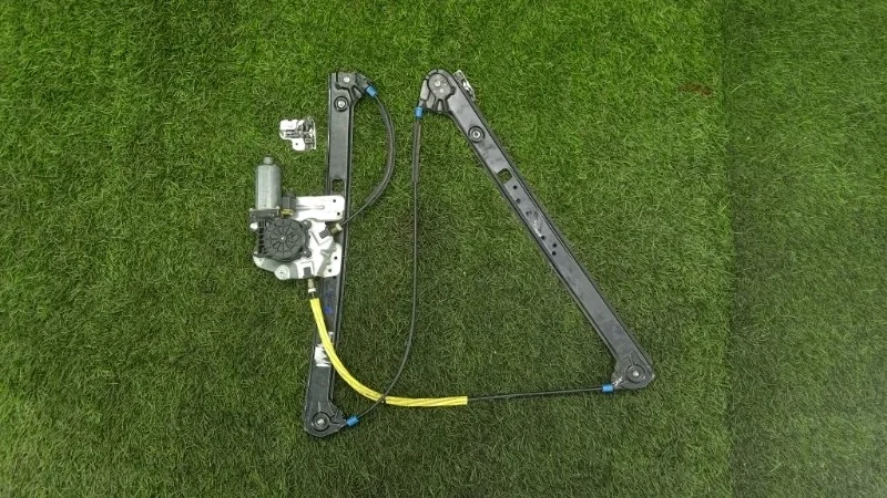 Стеклоподъемный механизм BMW X5 2005 51338254911 E53 M54B30, передний левый