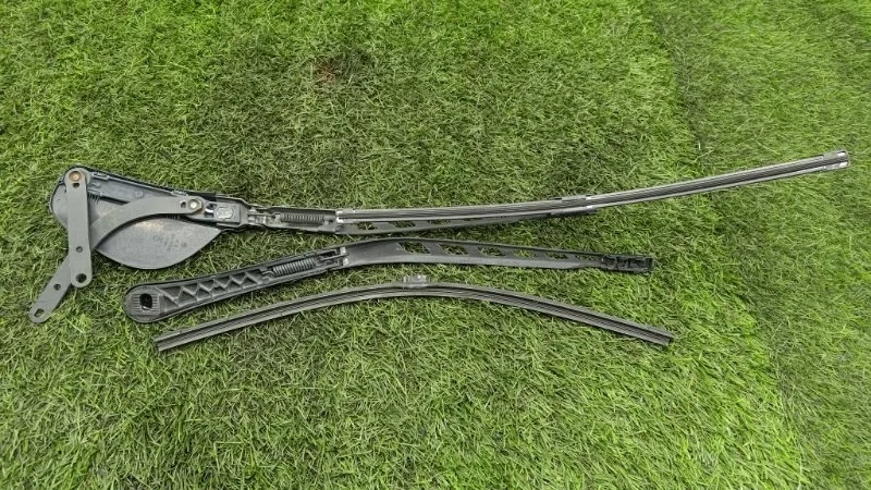 Поводок дворника BMW 6 2005 61619449959 E63 N62B48