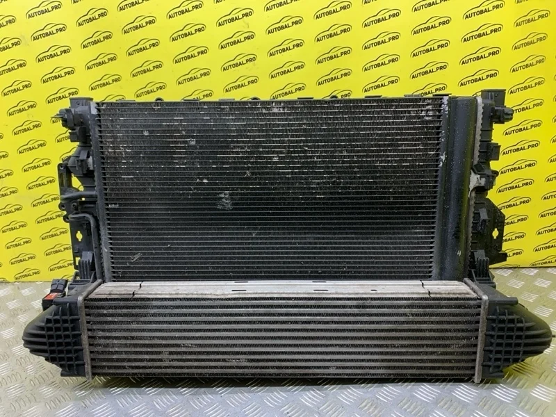 Кассета радиаторов Land Rover Range Rover Evoque I (2011-2018) 2014 LR039530 2.2 D 224DT