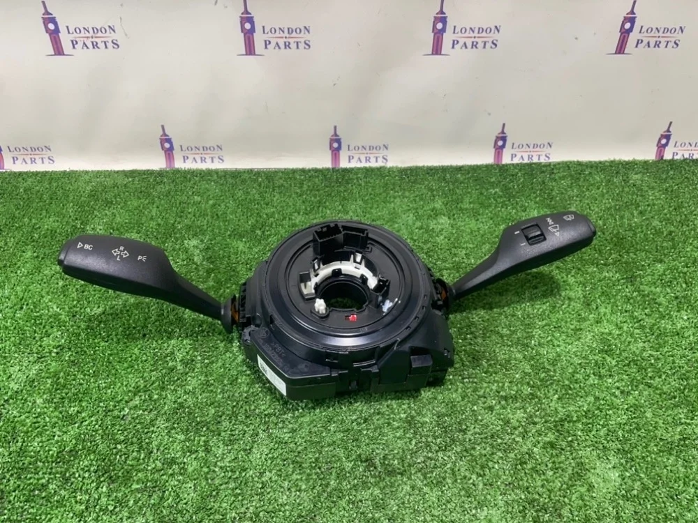 Коммутационный центр в рулевой колонке BMW X3 F25