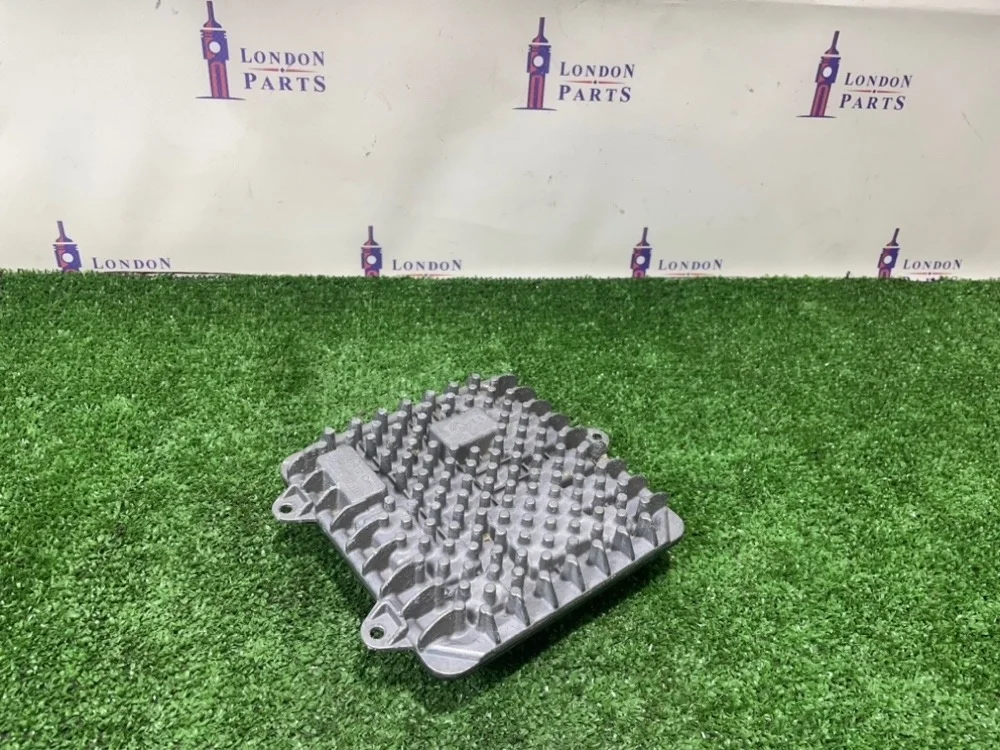Блок управления фарой BMW F33