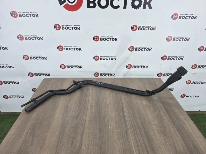 Горловина топливного бака LEXUS LX470 2004 7720160530 UZJ100 2UZ-FE