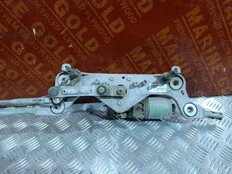 Трапеция дворников 7P0955119