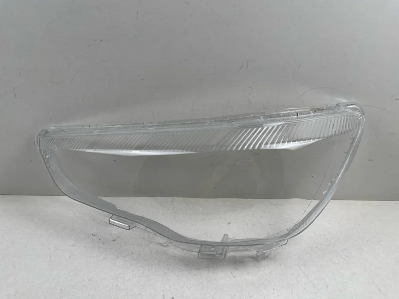 Стекло фары Mitsubishi ASX 2010-2016 8301C225 1, левое