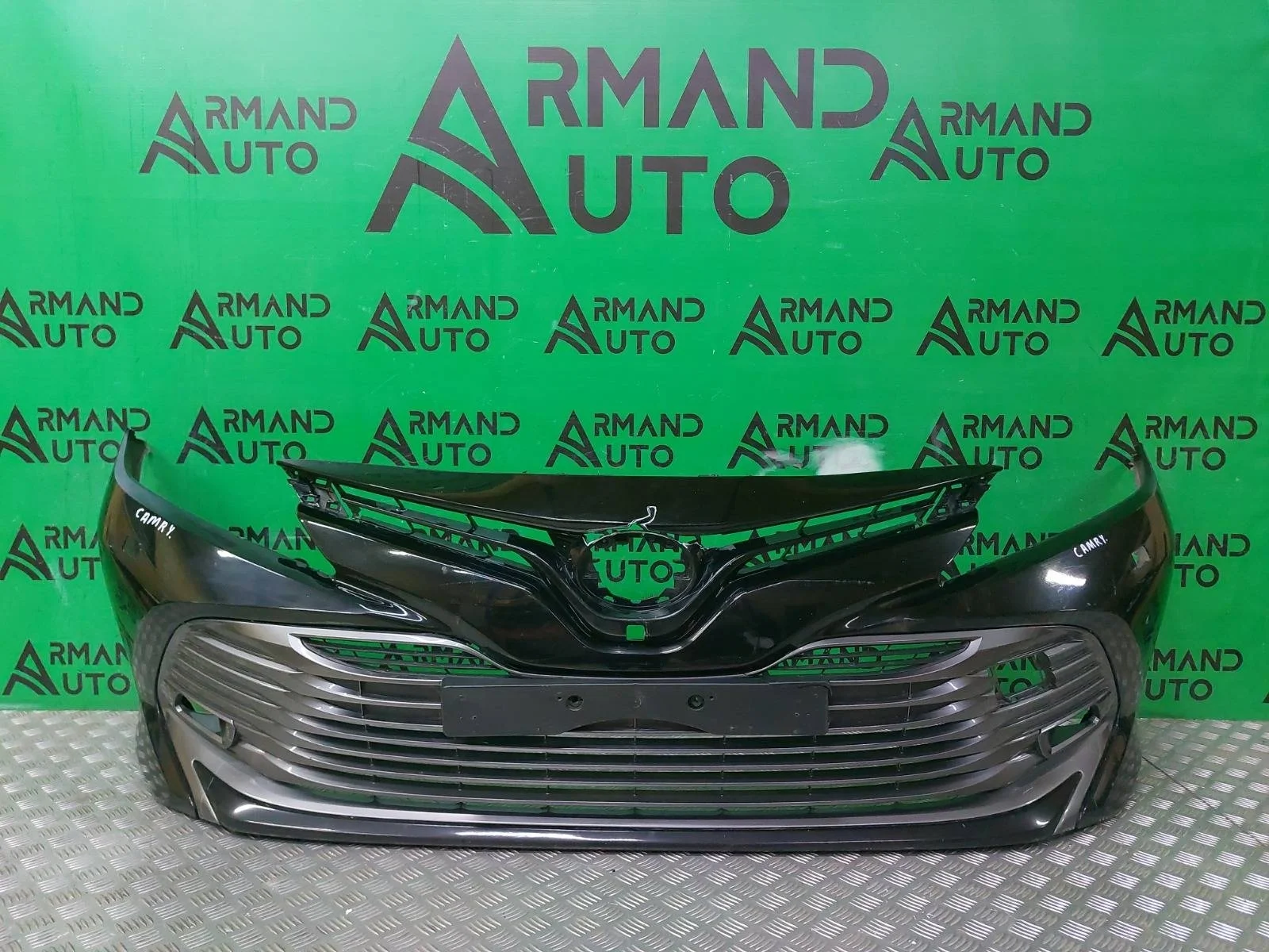 Бампер Toyota Camry 2017-2021 8 XV70