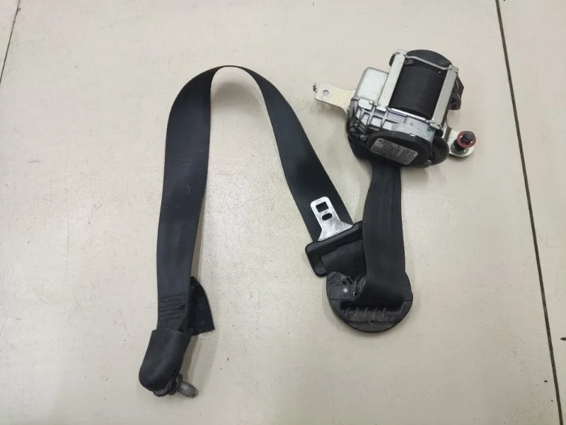 Ремень безопасности передний правый Kia Ceed 1 ED