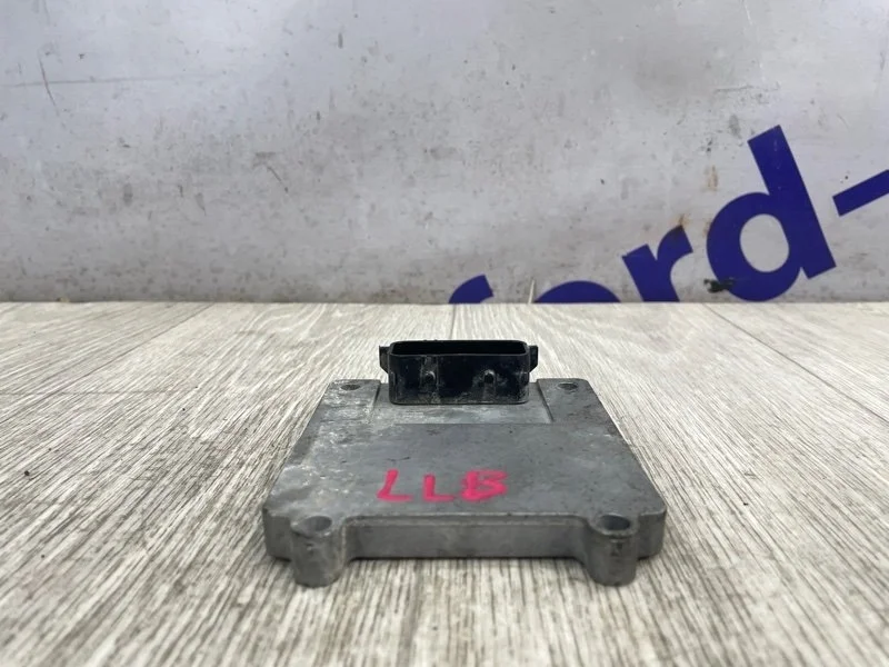 Блок управления акпп Chevrolet TrailBlazer 2008 GMT 360