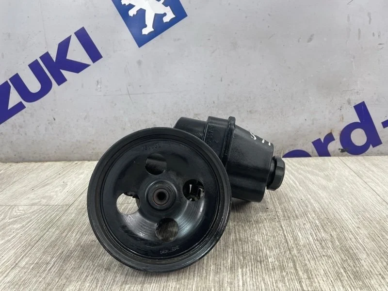 Насос гидроусилителя руля Chevrolet TrailBlazer 2008 GMT 360