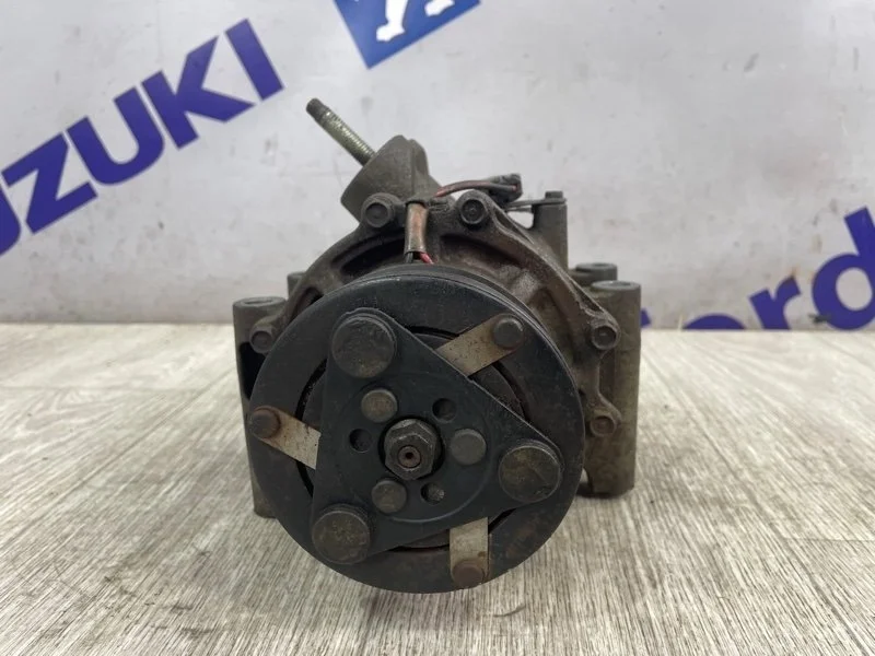 Компрессор кондиционера Chevrolet TrailBlazer 2008 GMT 360