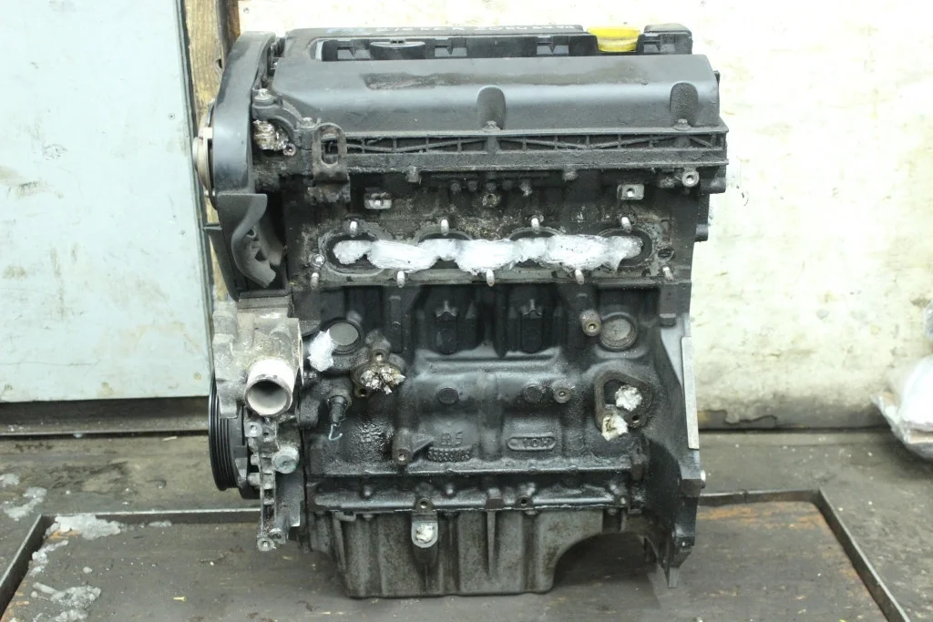 Двигатель бензин Z16XER 20KU3790 Opel Astra H