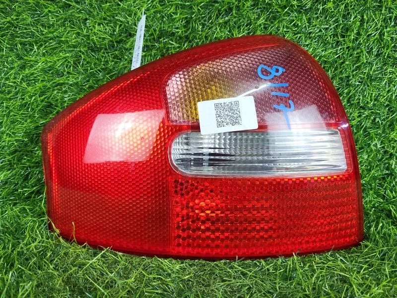 Фонарь задний Audi A6 2002 4B5945095 C5 BES 2.7T, задний левый