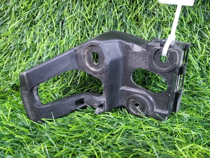 Кронштейн порога Audi A4 2006 8E0853921D B7 BWE 2.0T, передний левый