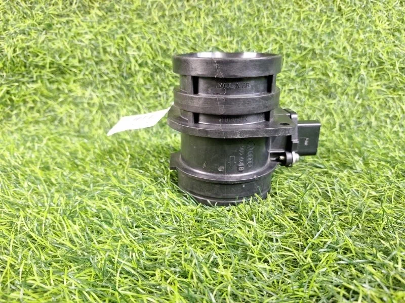 Датчик расхода воздуха Volkswagen Passat 2008 06J906461B B6 VARIANT BZB 1.8T