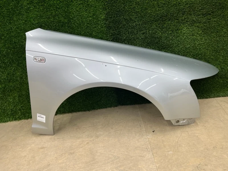 Крыло Audi A6 2005 4F0821104A C6 AUK 3.2, переднее правое