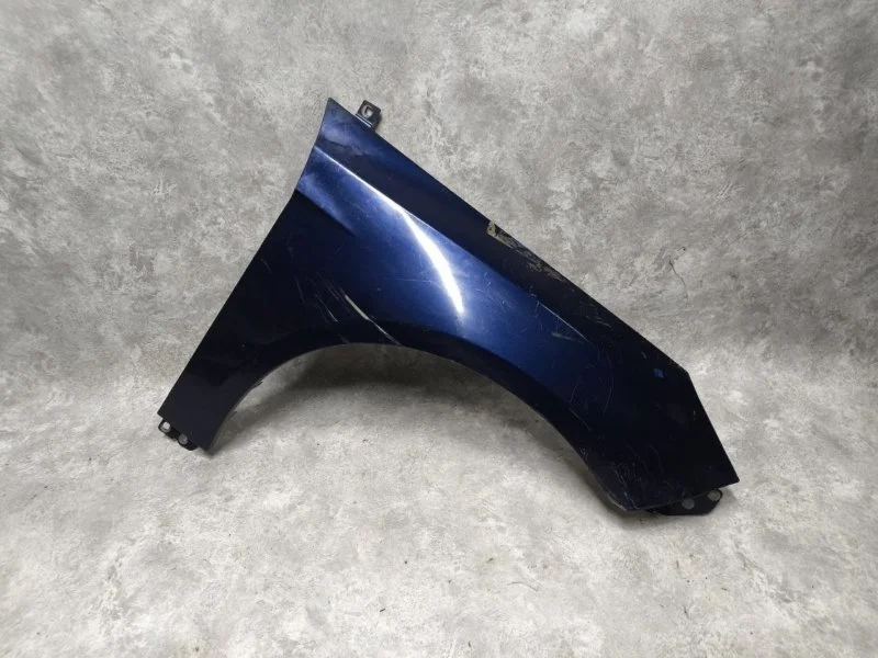 Крыло переднее правое Ford Focus