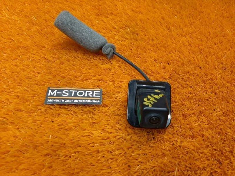 Камера заднего вида Mercedes-Benz C-Class 2008 A2048200797 W204 271.950