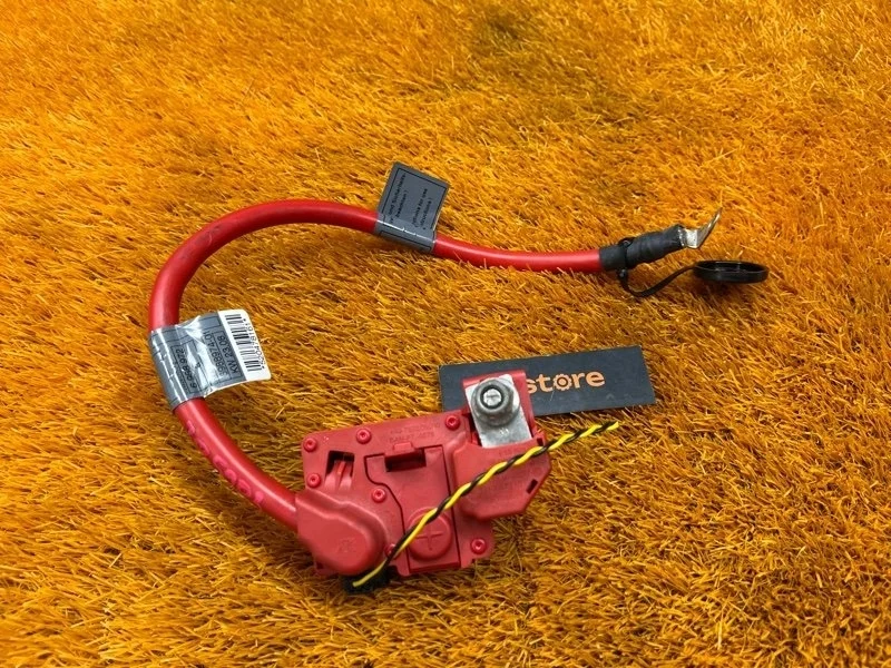 Клемма аккумулятора плюс Bmw 3-Series 2008 61136982227 E90 N52B25A